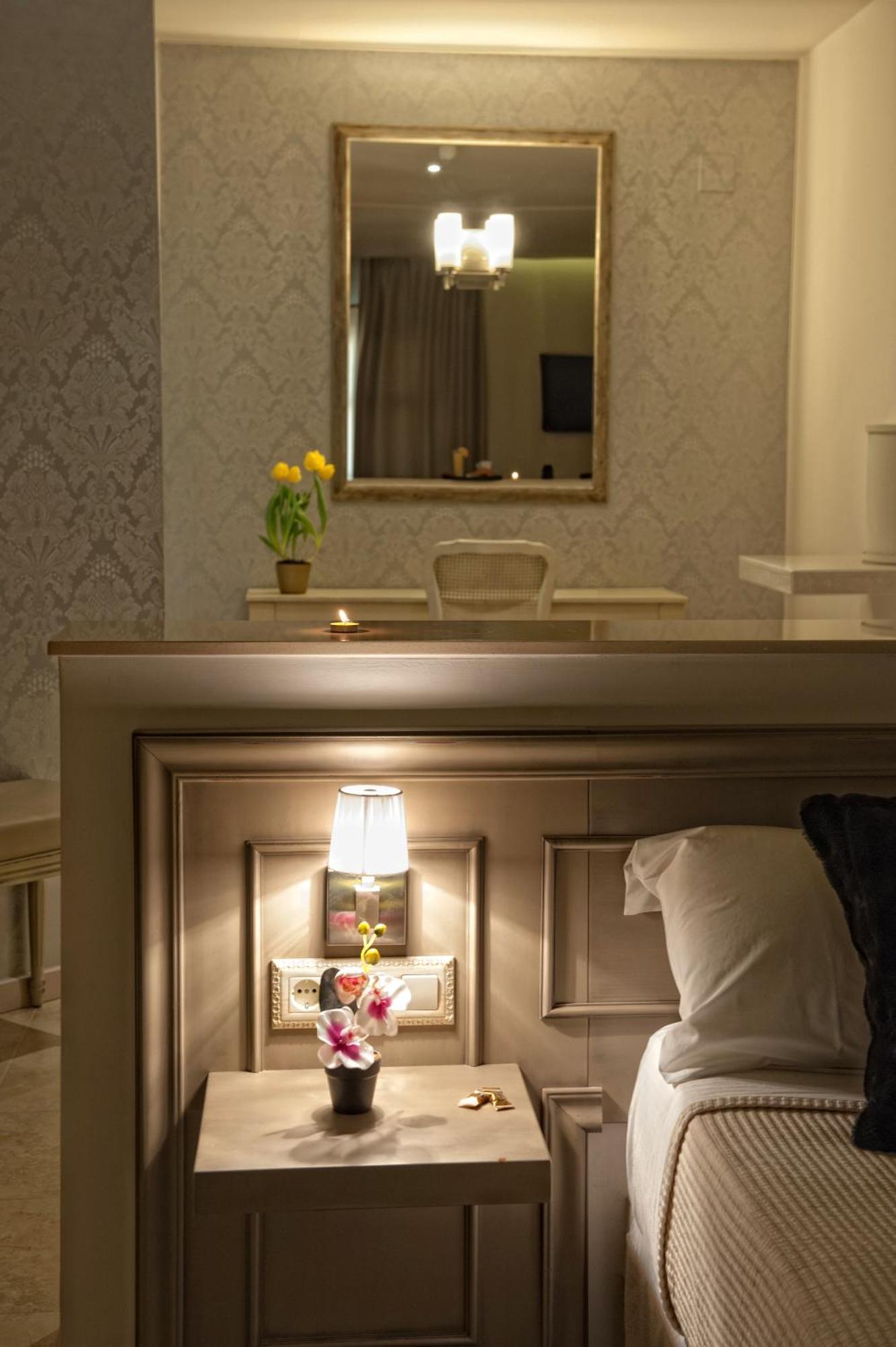 Hotel Luve San Antonio de Benagéber Buitenkant foto